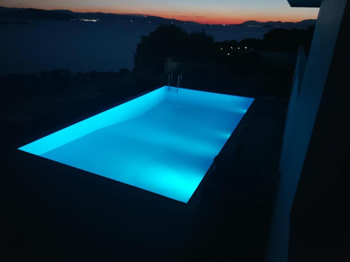 Villa Harmonia Aegina エクステリア 写真